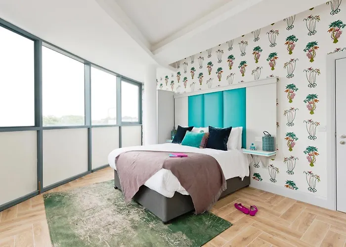 Otel Inchicore Suites *