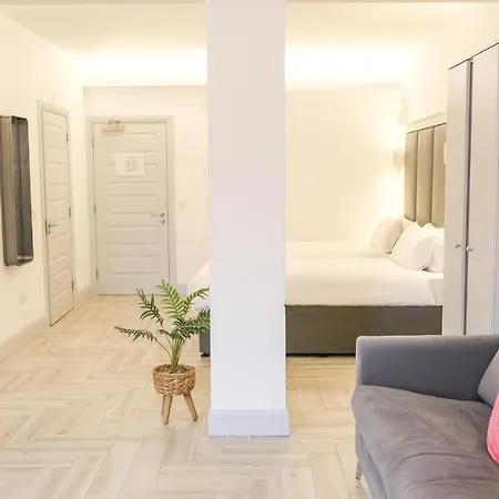 Inchicore Suites מלון