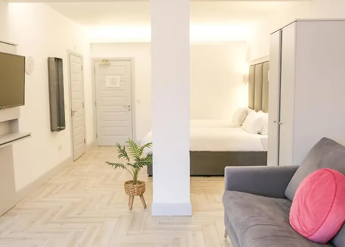 Inchicore Suites מלון